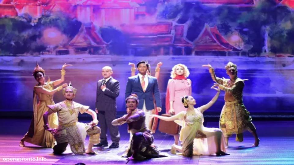 ละครเวที เมื่อม่านเปิด ชีวิตก็เริ่มแสดง เมื่อม่านเปิด ชีวิตก็เริ่มแสดง ละครเวทีไม่ใช่เพียงเรื่องเล่า แต่คือ "ชีวิต" ที่ถูกบีบอัดไว้ในชั่วโมงเศษ ทันทีที่แสงไฟส่องลงบนเวที และม่านค่อย ๆ เปิดออก 